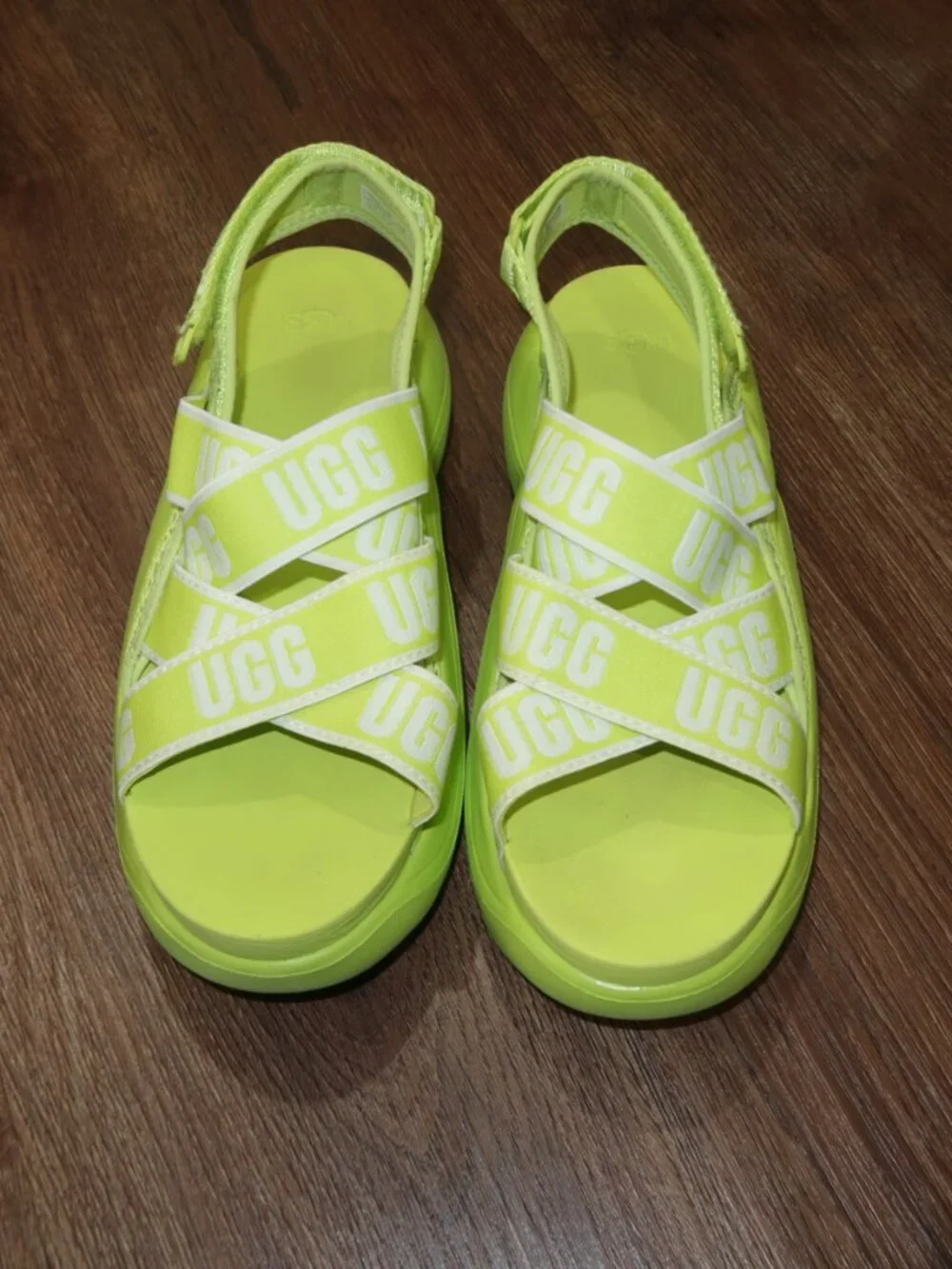 Womens UGG LA Cloud Platform Sandals Stretchy Strappy Neon Green Lightweight 9 - Picture 3 of 11
